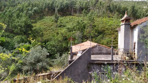 Moradia T2 para Venda em Portela do Fojo-Machio