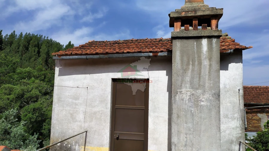 Moradia T2 para Venda em Portela do Fojo-Machio Foto 22