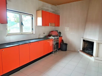 Moradia T5 para Venda em Proença-A-Nova e Peral