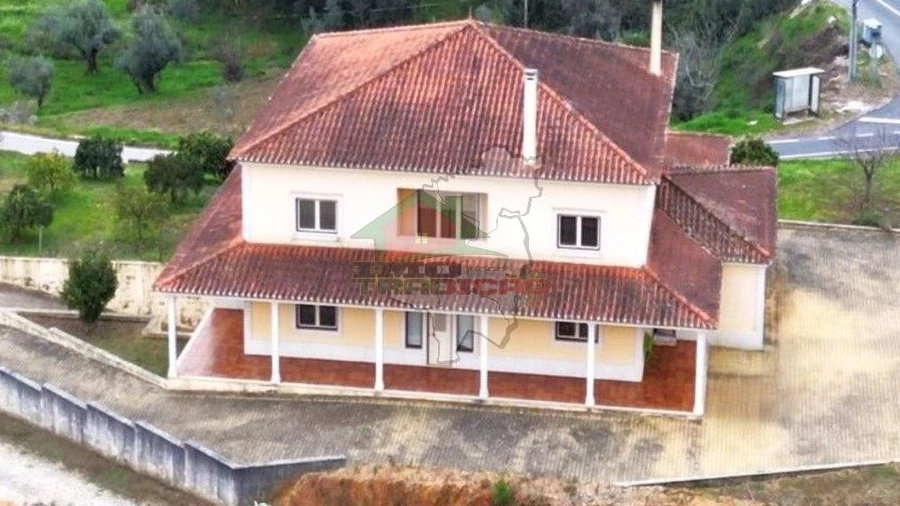 Moradia T5 para Venda em Proença-A-Nova e Peral