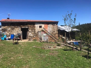 Quinta T5 para Venda em Castelo