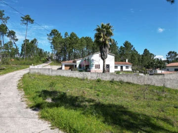 Moradia T6 para Venda em Cumeada e Marmeleiro