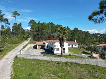 Moradia T6 para Venda em Cumeada e Marmeleiro