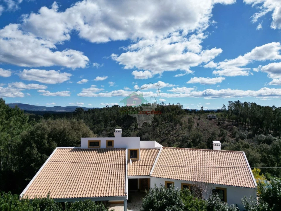 Moradia T4 para Venda em Sertã Foto 57