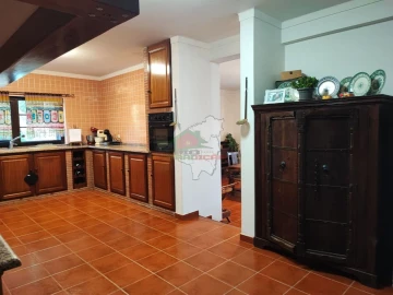 Moradia T4 para Venda em Sertã