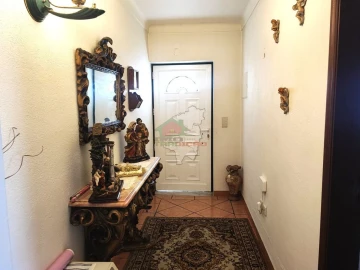 Moradia T3 para Venda em Casais e Alviobeira