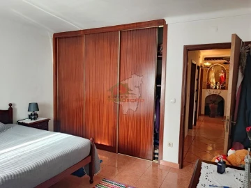 Moradia T3 para Venda em Casais e Alviobeira