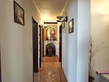 Moradia T3 para Venda em Casais e Alviobeira