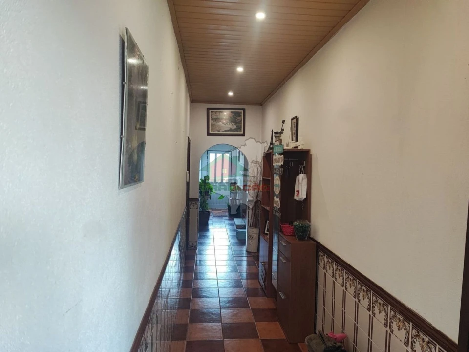 Moradia T3 para Venda em Casais e Alviobeira Foto 28