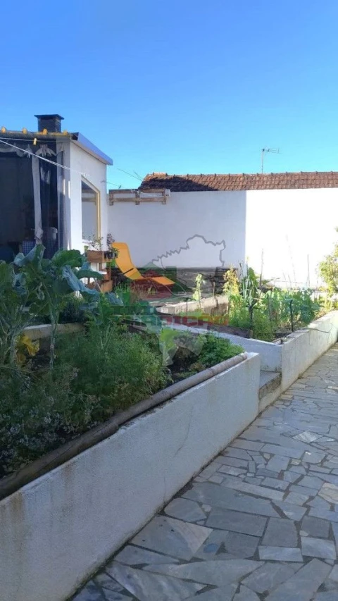 Moradia T5 para Venda em Proença-A-Nova e Peral