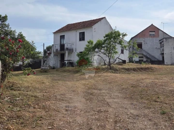 Moradia T2 para Venda em Oleiros-Amieira