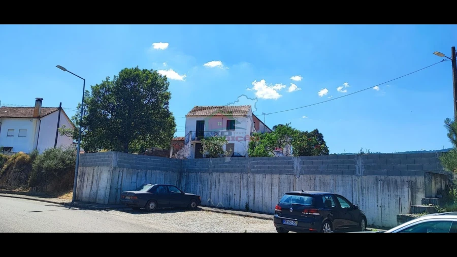 Moradia T2 para Venda em Oleiros-Amieira