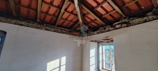 Moradia T3 para Venda em Proença-A-Nova e Peral