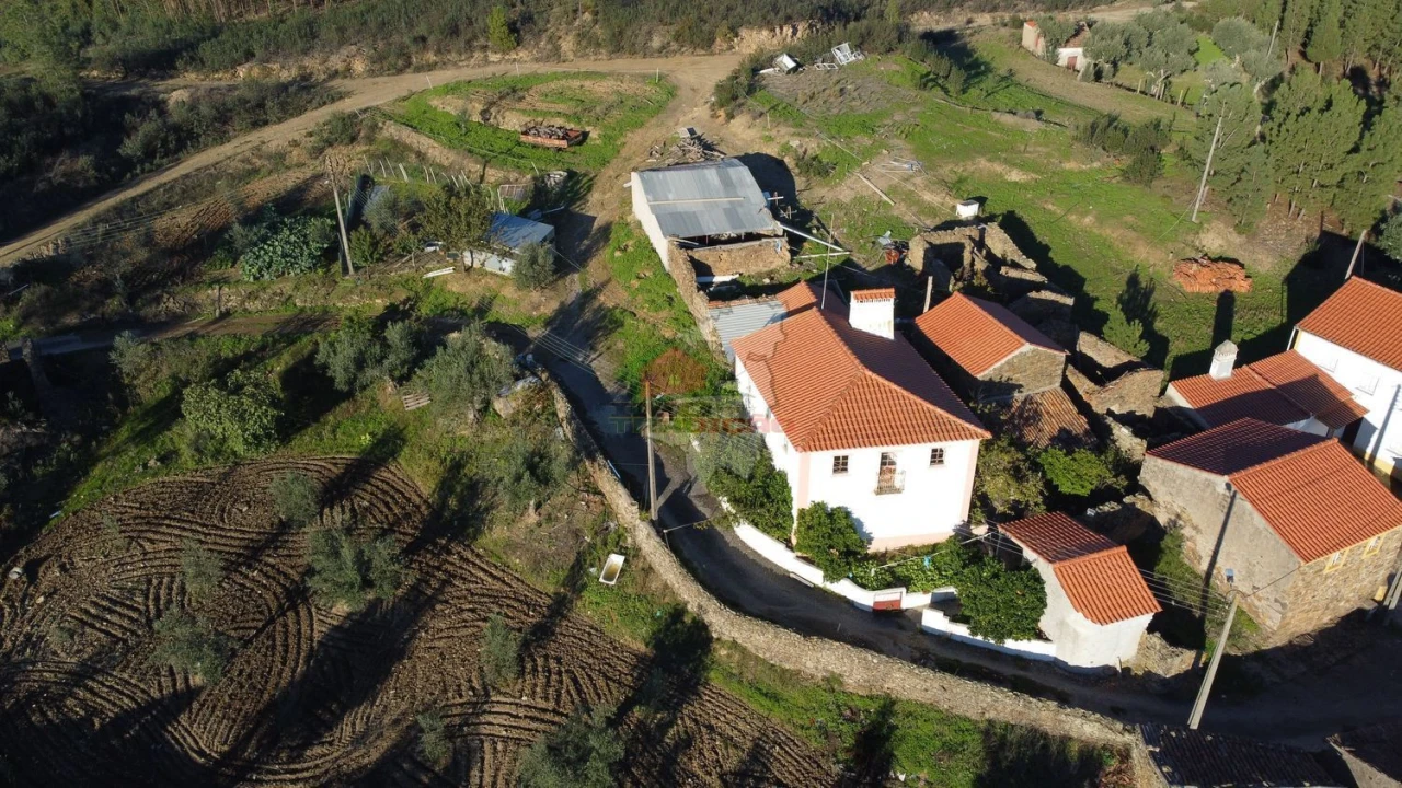 Moradia T3 para Venda em Proença-A-Nova e Peral Foto 32