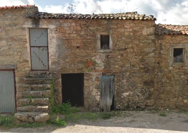 Moradia T1 para Venda em Pedrogão Pequeno