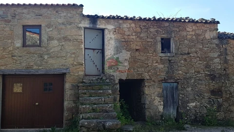 Moradia T1 para Venda em Pedrogão Pequeno