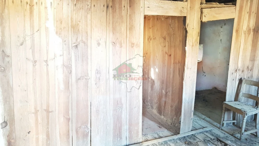 Moradia T1 para Venda em Pedrogão Pequeno Foto 4