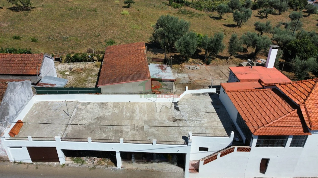 Moradia T3 para Venda em Cernache do Bonjardim, Nesperal e Palhais Foto 6