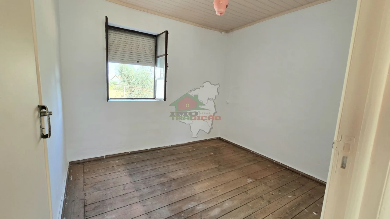 Moradia T3 para Venda em Cernache do Bonjardim, Nesperal e Palhais Foto 29