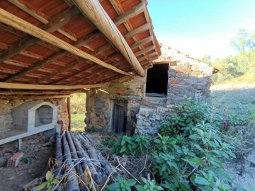 Quinta T0 para Venda em Oleiros-Amieira