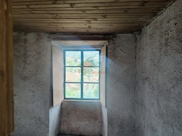 Moradia T2 para Venda em Sobreira Formosa e Alvito da Beira