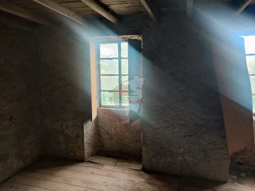 Moradia T2 para Venda em Sobreira Formosa e Alvito da Beira