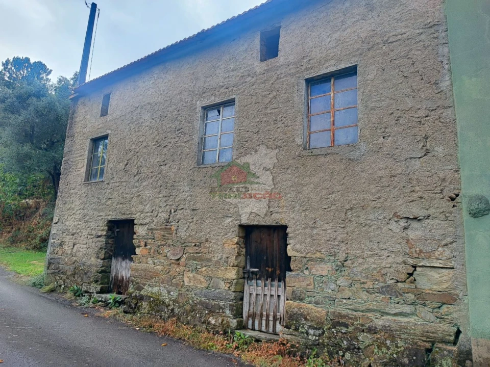 Moradia T2 para Venda em Sobreira Formosa e Alvito da Beira Foto 1