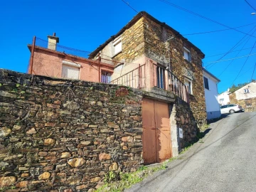 Moradia T1 para Venda em Cabril