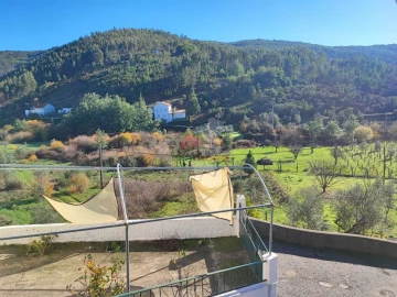 Moradia T1 para Venda em Cabril