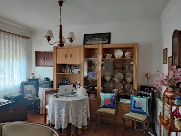 Moradia T4 para Venda em Proença-A-Nova e Peral