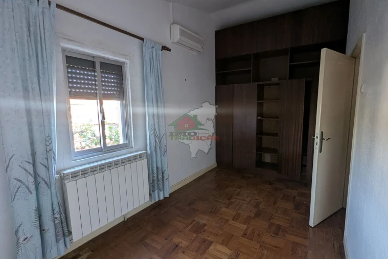 Moradia T3 para Venda em Cernache do Bonjardim, Nesperal e Palhais Foto 9