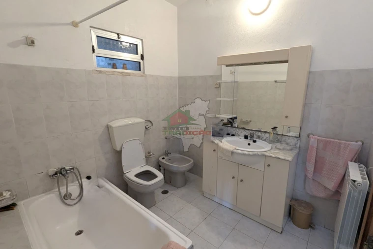 Moradia T3 para Venda em Cernache do Bonjardim, Nesperal e Palhais Foto 13