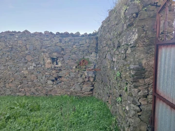 Quinta T3 para Venda em Cumeada e Marmeleiro