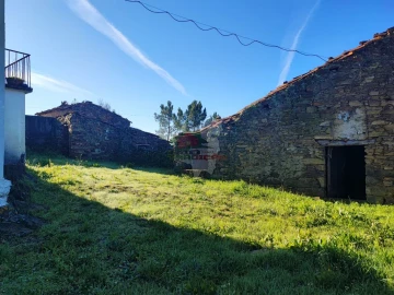 Quinta T3 para Venda em Cumeada e Marmeleiro