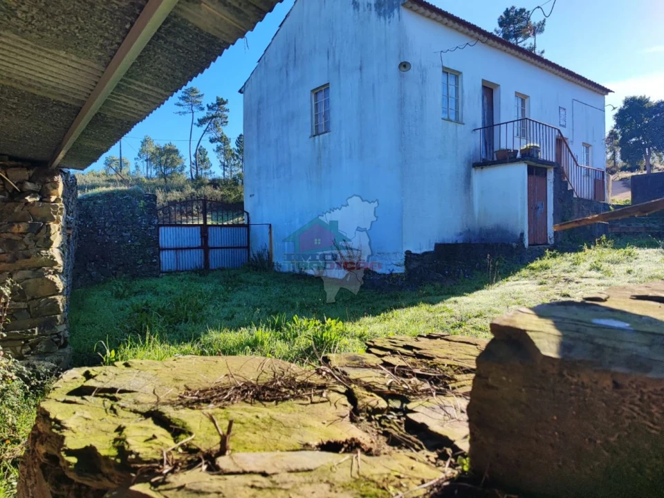 Quinta T3 para Venda em Cumeada e Marmeleiro Foto 4