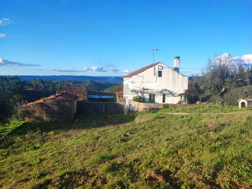 Quinta T3 para Venda em Cumeada e Marmeleiro Foto 2