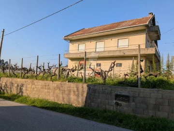 Moradia T5 para Venda em Cernache do Bonjardim, Nesperal e Palhais