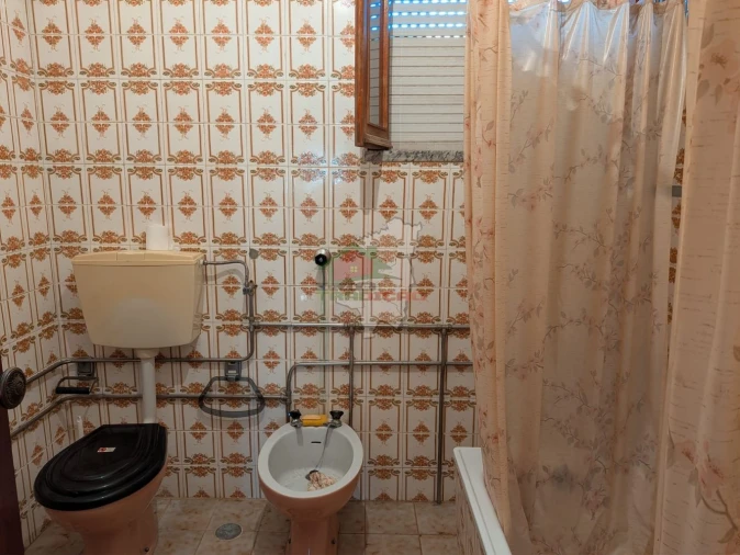 Moradia T5 para Venda em Cernache do Bonjardim, Nesperal e Palhais Foto 23