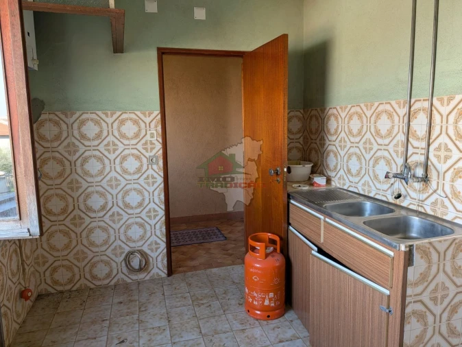 Moradia T5 para Venda em Cernache do Bonjardim, Nesperal e Palhais Foto 24