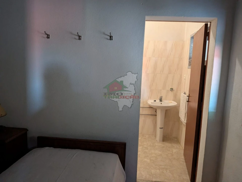 Moradia T5 para Venda em Cernache do Bonjardim, Nesperal e Palhais Foto 16