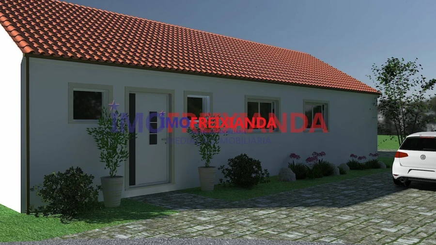 Moradia T2 para Venda em Freixianda, Ribeira do Fárrio e Formigais