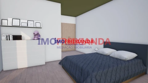 Moradia T4 para Venda em Caxarias