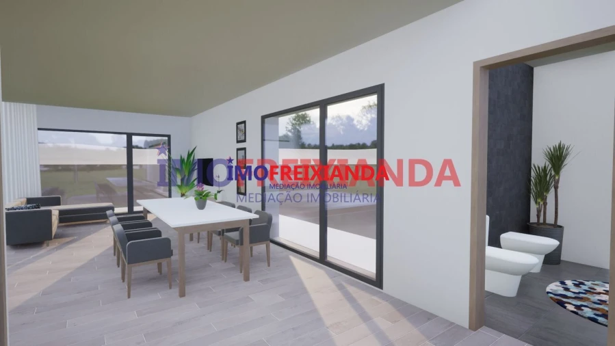 Moradia T4 para Venda em Caxarias Foto 5