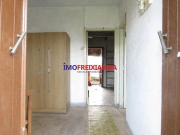 Moradia T2 para Venda em Rio de Couros e Casal dos Bernardos