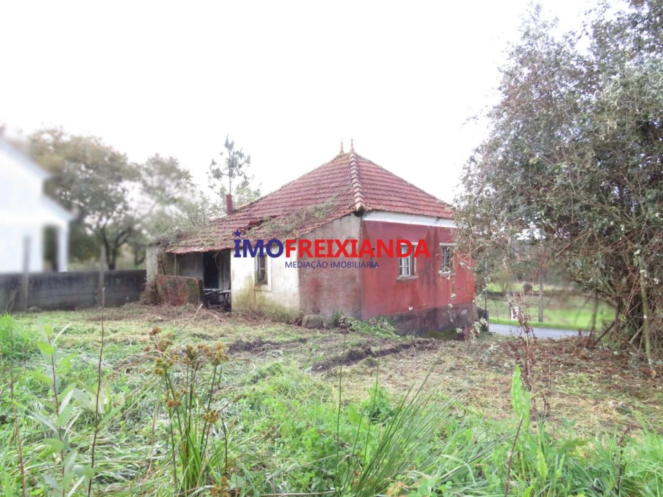 Moradia T2 para Venda em Rio de Couros e Casal dos Bernardos Foto 2