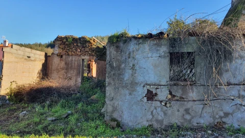 Moradia T0 para Venda em Areias e Pias