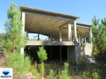 Moradia T3 para Venda em Aguas Belas