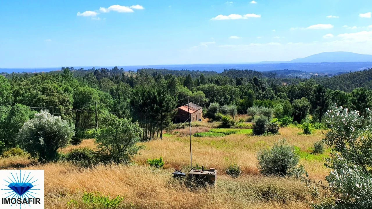 Quinta T4 para Venda em Igreja Nova do Sobral Foto 2