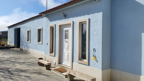 Moradia T6 para Venda em São João Baptista e Santa Maria dos Olivais