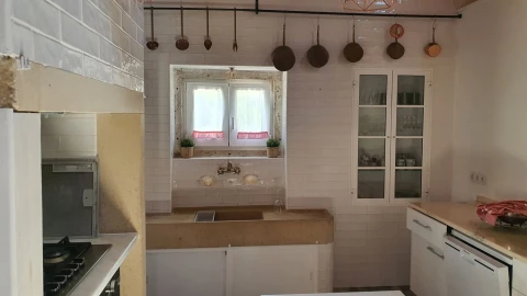 Moradia T6 para Venda em São João Baptista e Santa Maria dos Olivais